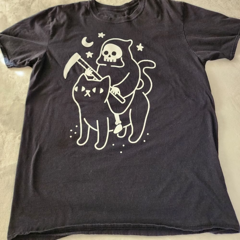 Black Matter From Reaper Riding Cat Black T-shirt With Graphics Size XL